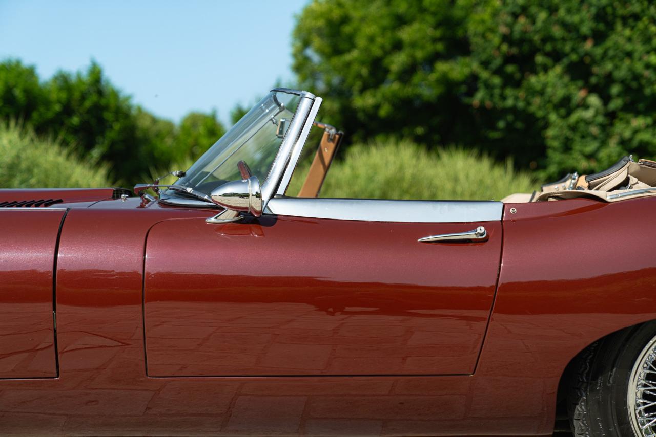 1964 Jaguar E-Type Roadster