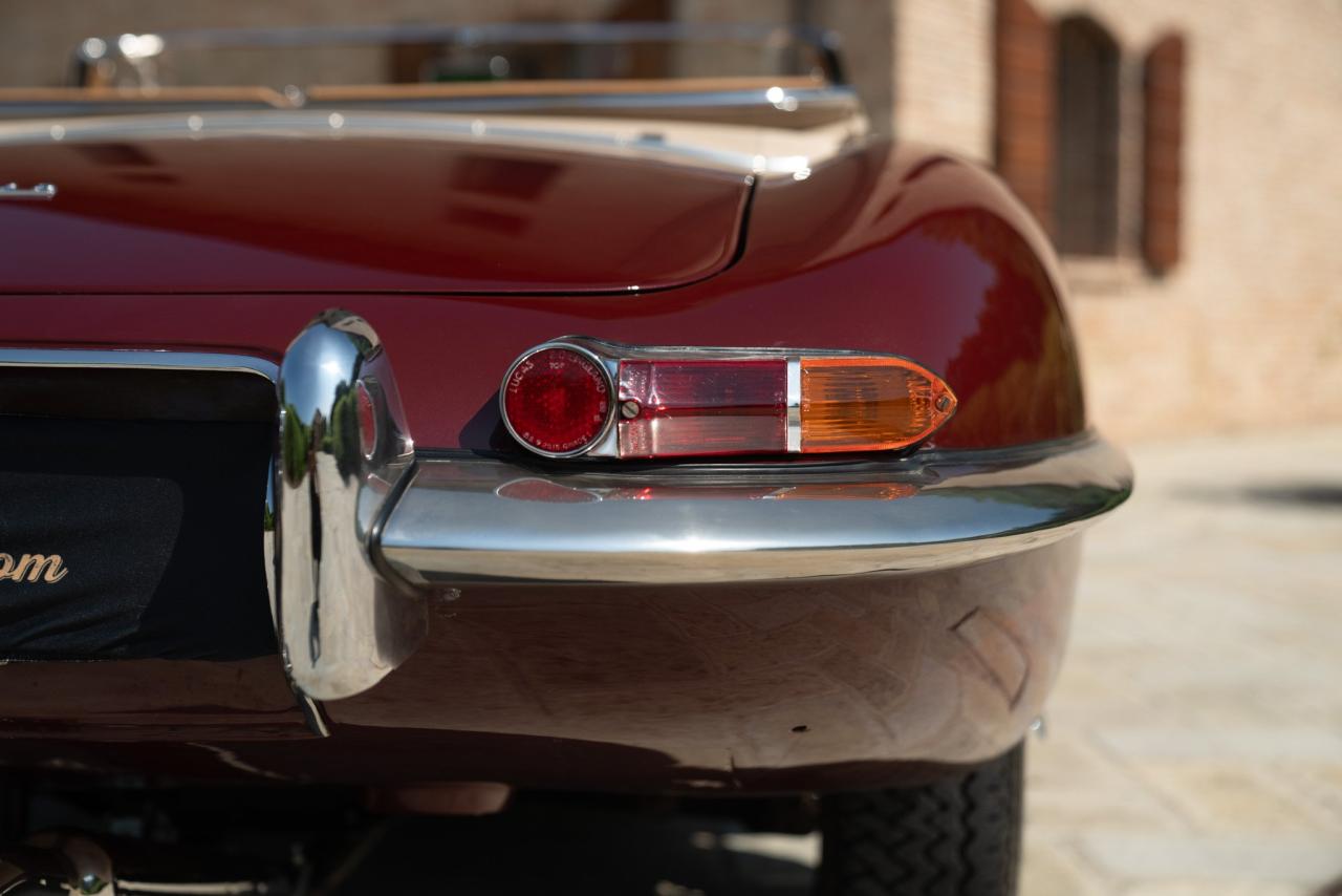 1964 Jaguar E-Type Roadster