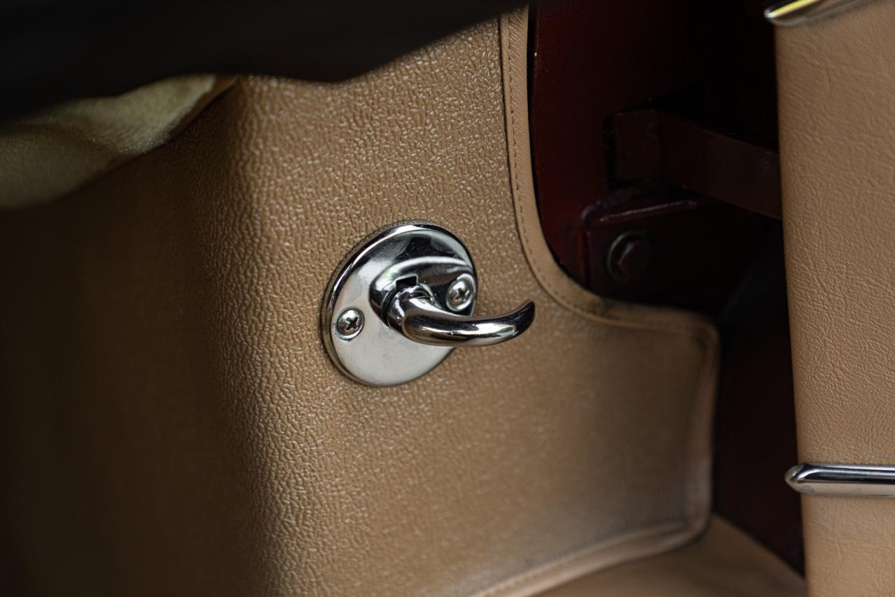 1964 Jaguar E-Type Roadster