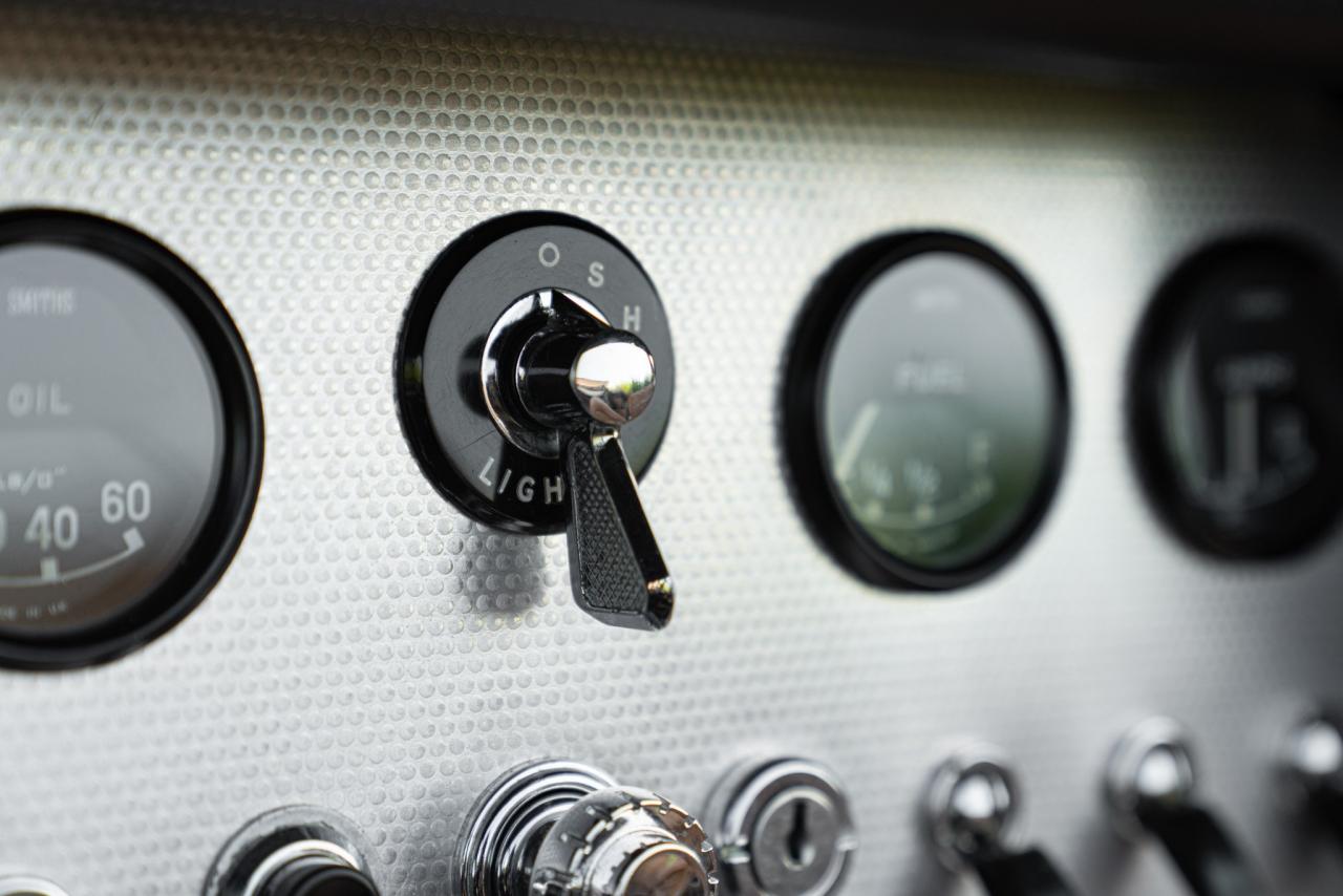 1964 Jaguar E-Type Roadster