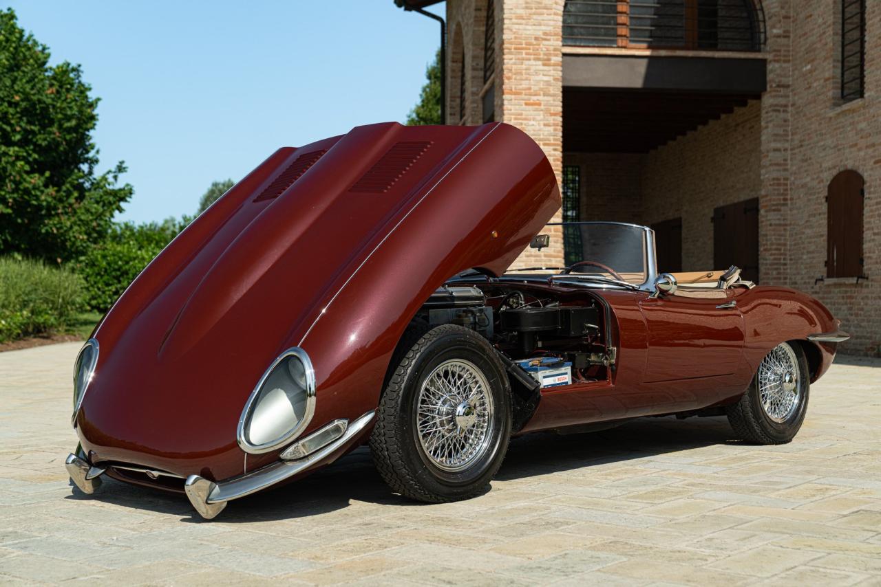 1964 Jaguar E-Type Roadster