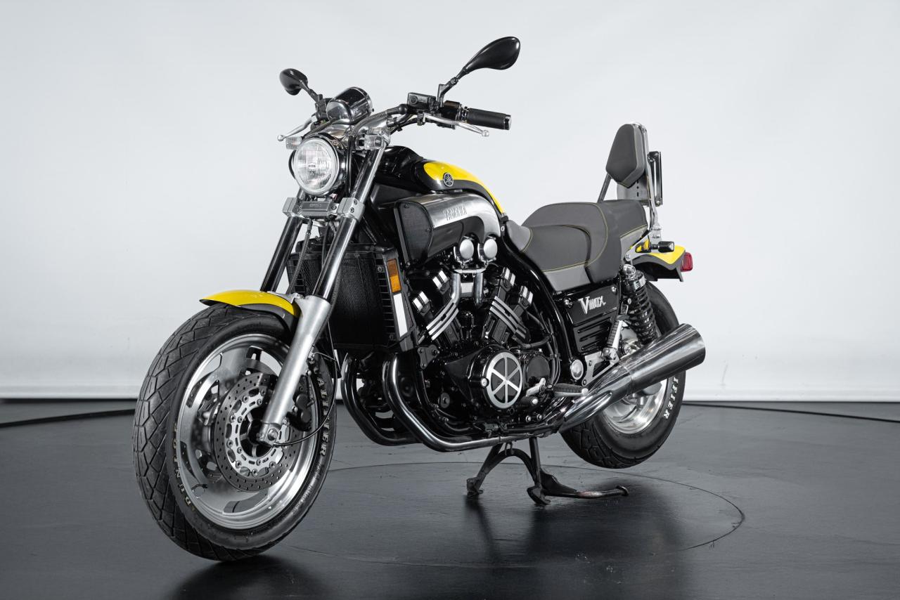 1999 Yamaha V-Max 1200