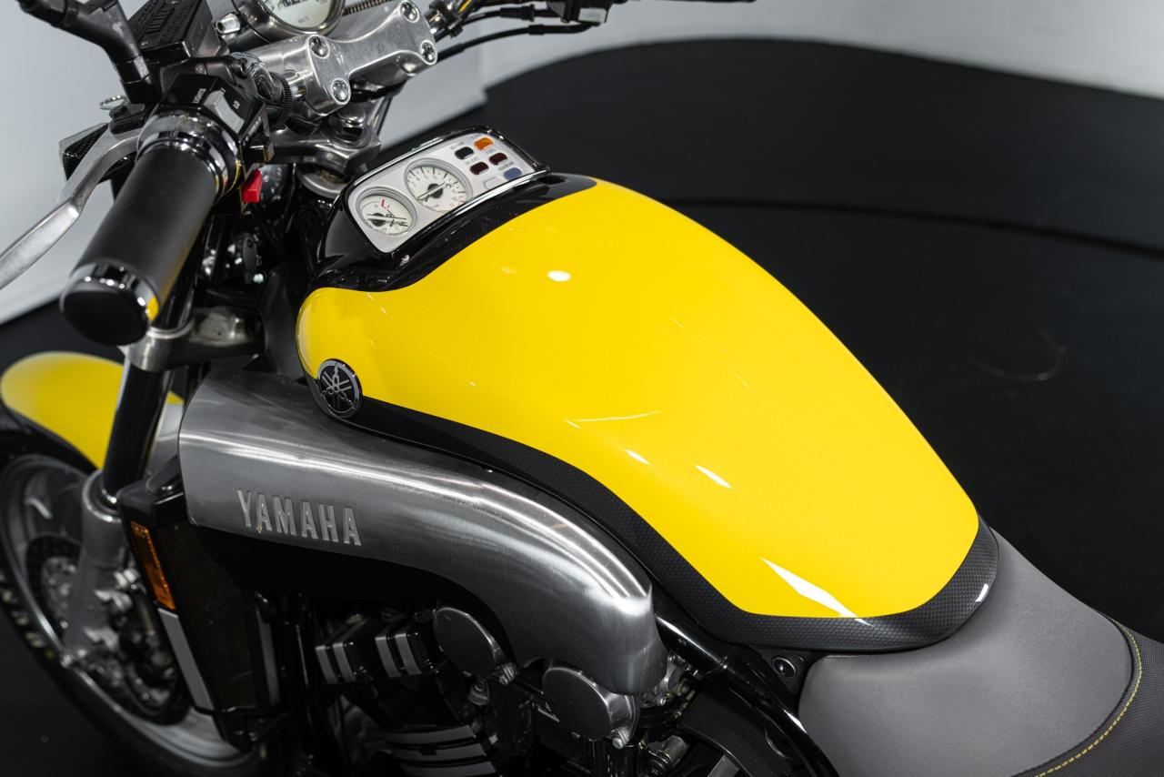 1999 Yamaha V-Max 1200