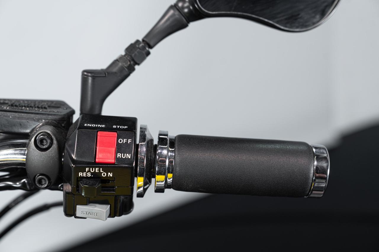 1999 Yamaha V-Max 1200