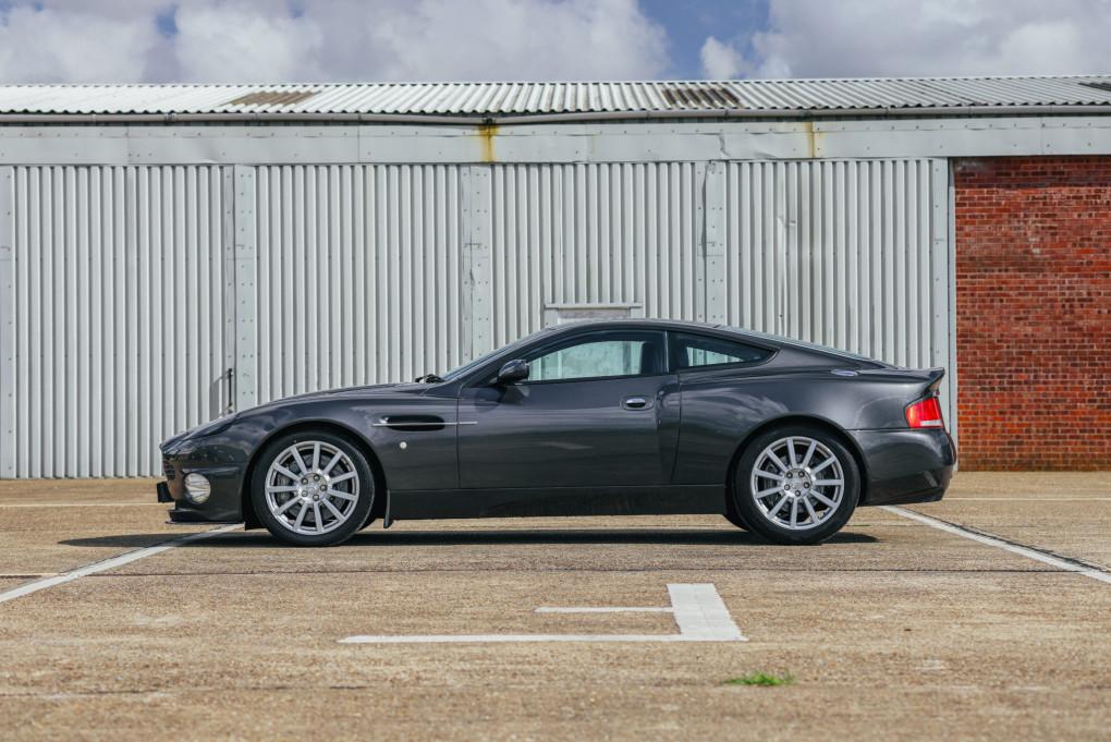 2004 Aston Martin Vanquish