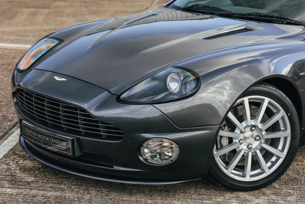 2004 Aston Martin Vanquish