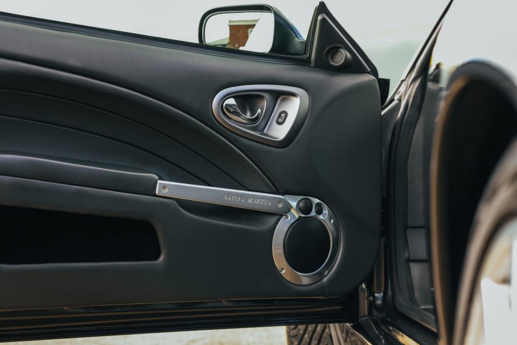 2004 Aston Martin Vanquish