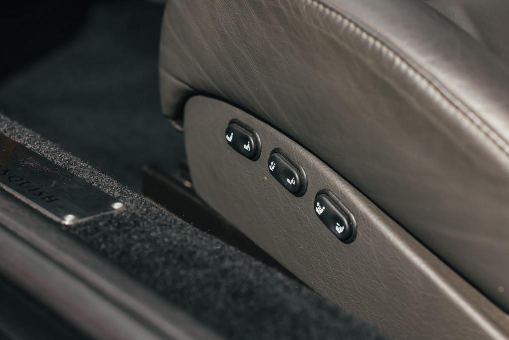 2004 Aston Martin Vanquish