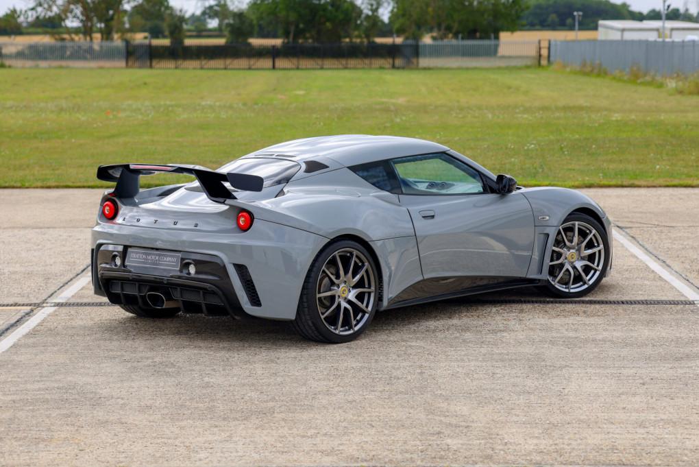 2017 Lotus Evora 