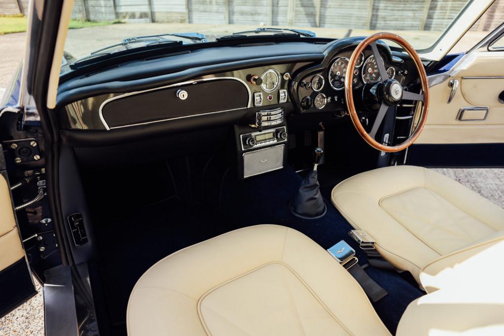 1967 Aston Martin DB6