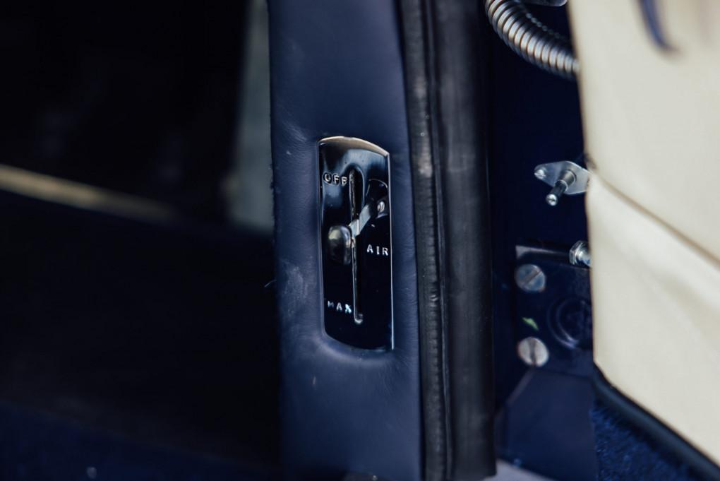 1967 Aston Martin DB6