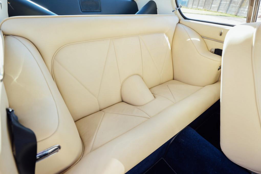 1967 Aston Martin DB6