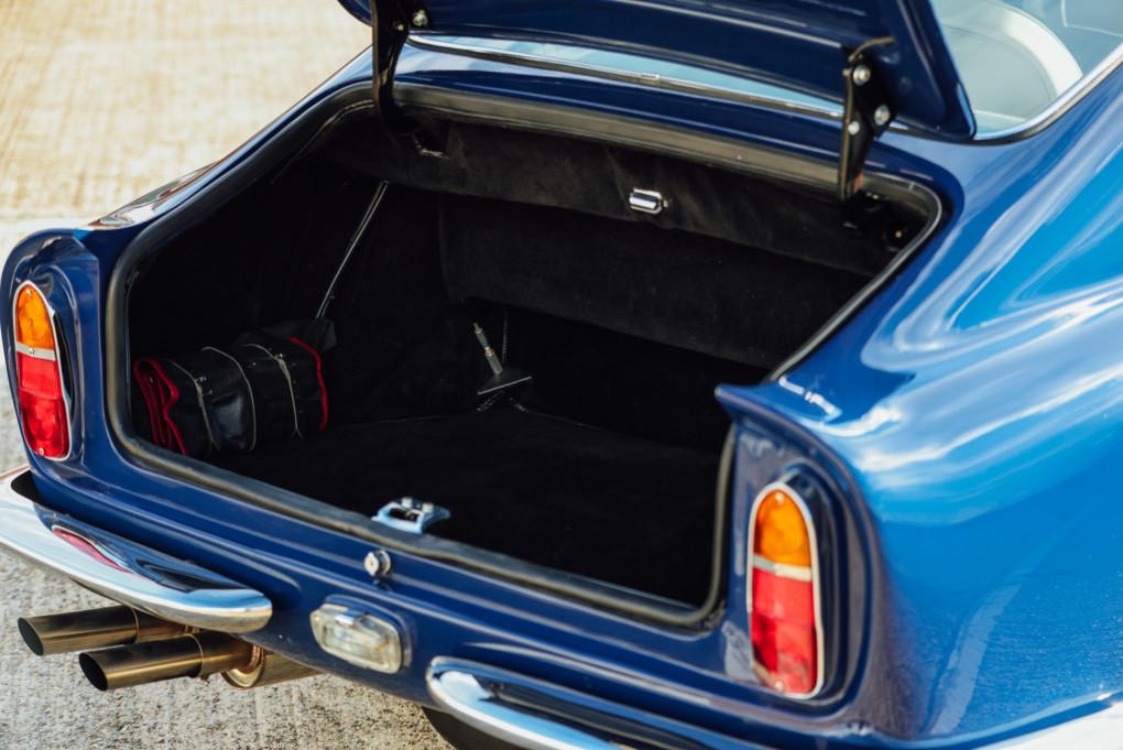 1967 Aston Martin DB6