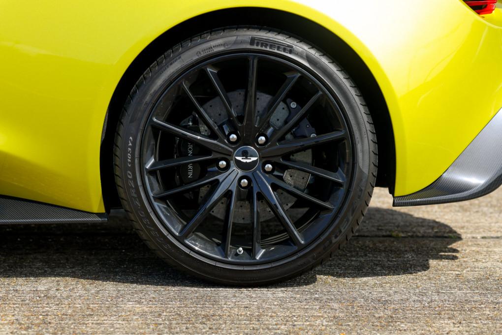 2017 Aston Martin Vanquish