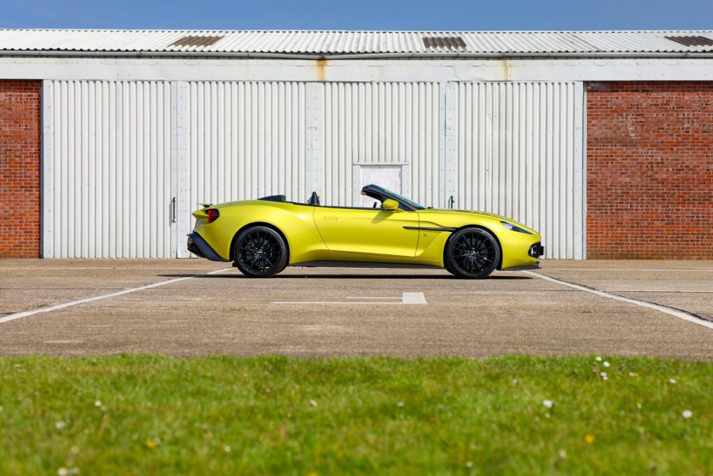 2017 Aston Martin Vanquish