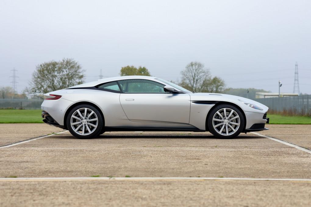 2016 Aston Martin DB11