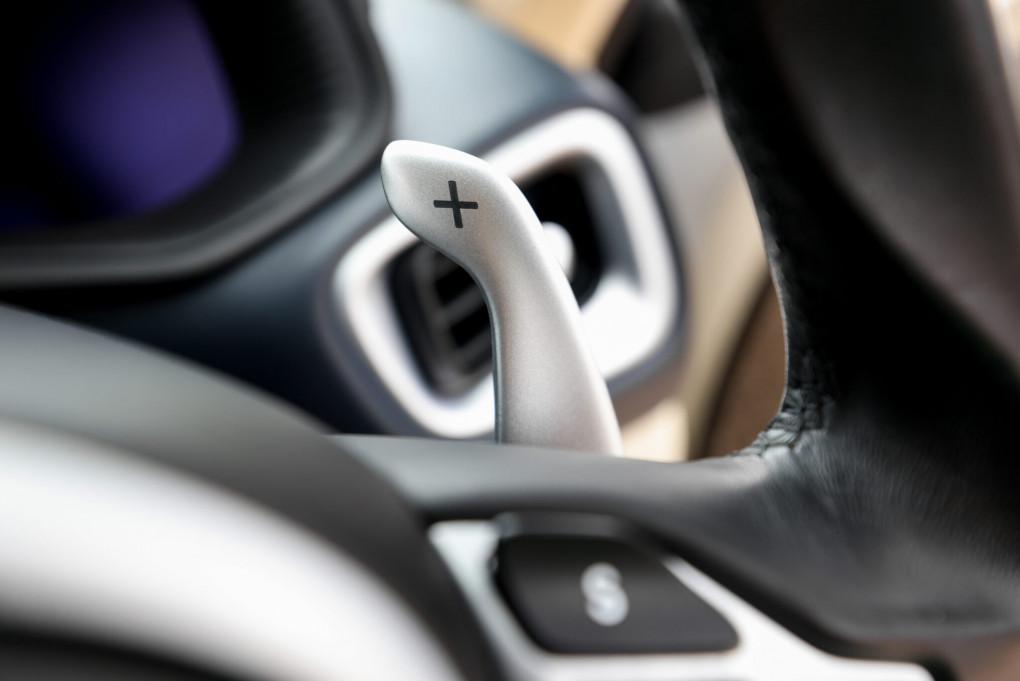 2016 Aston Martin DB11