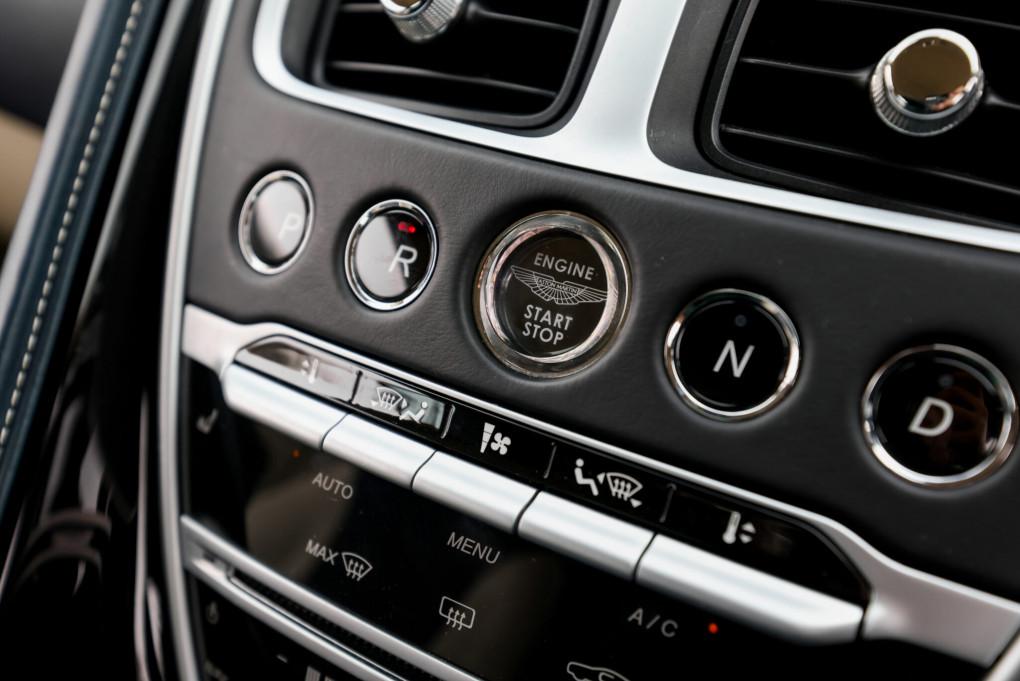 2016 Aston Martin DB11