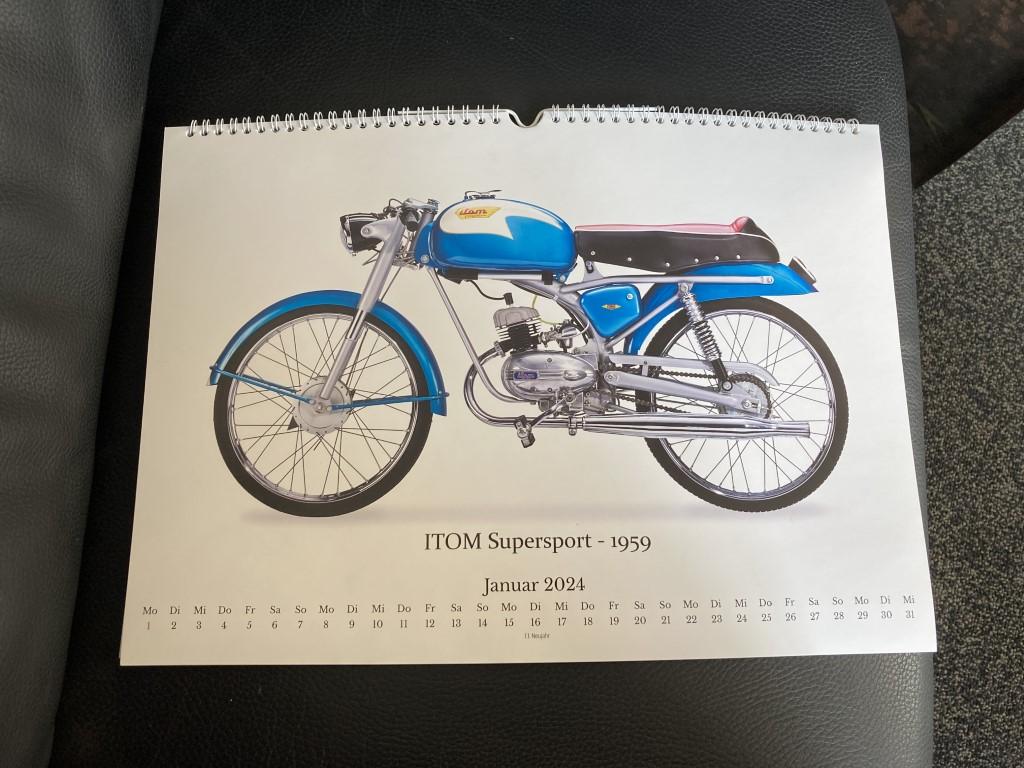 1900 Collectables Calenders / photos, bikes