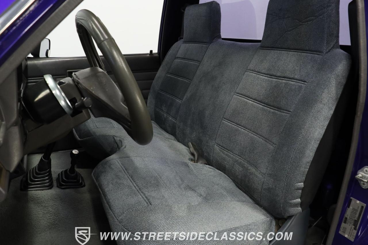 1987 Toyota Pickup 4x4 5-speed