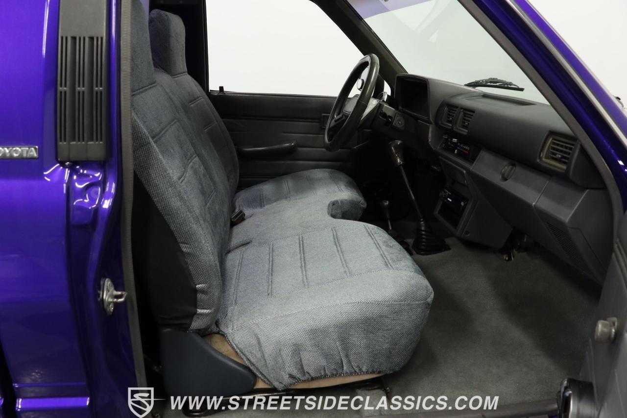 1987 Toyota Pickup 4x4 5-speed