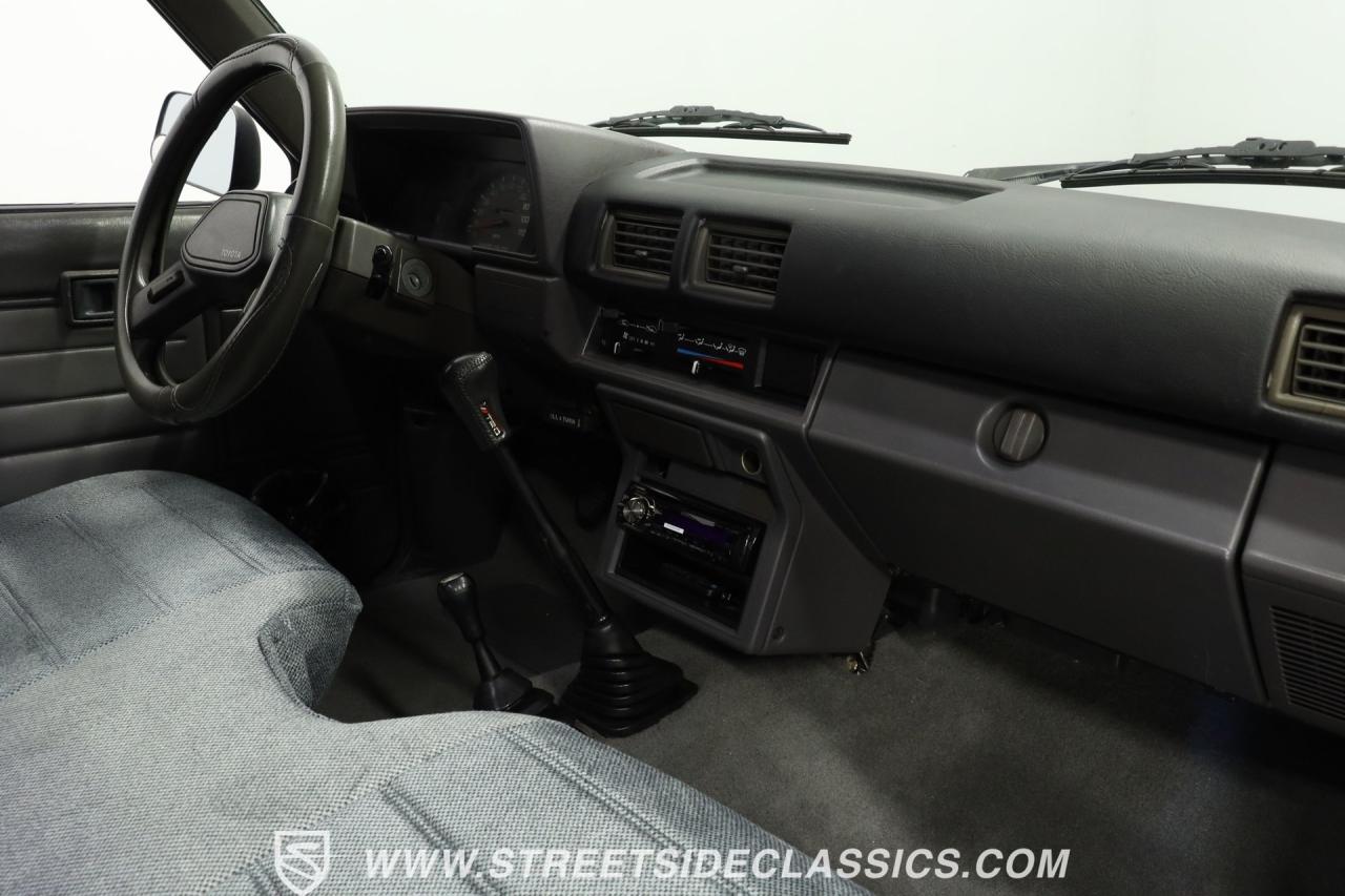 1987 Toyota Pickup 4x4 5-speed