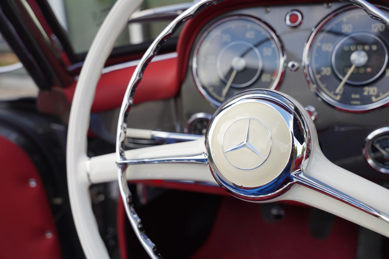 1960 Mercedes - Benz Mercedes Benz 190 SL Roadster &ldquo;Comprehensively restored&rdquo;