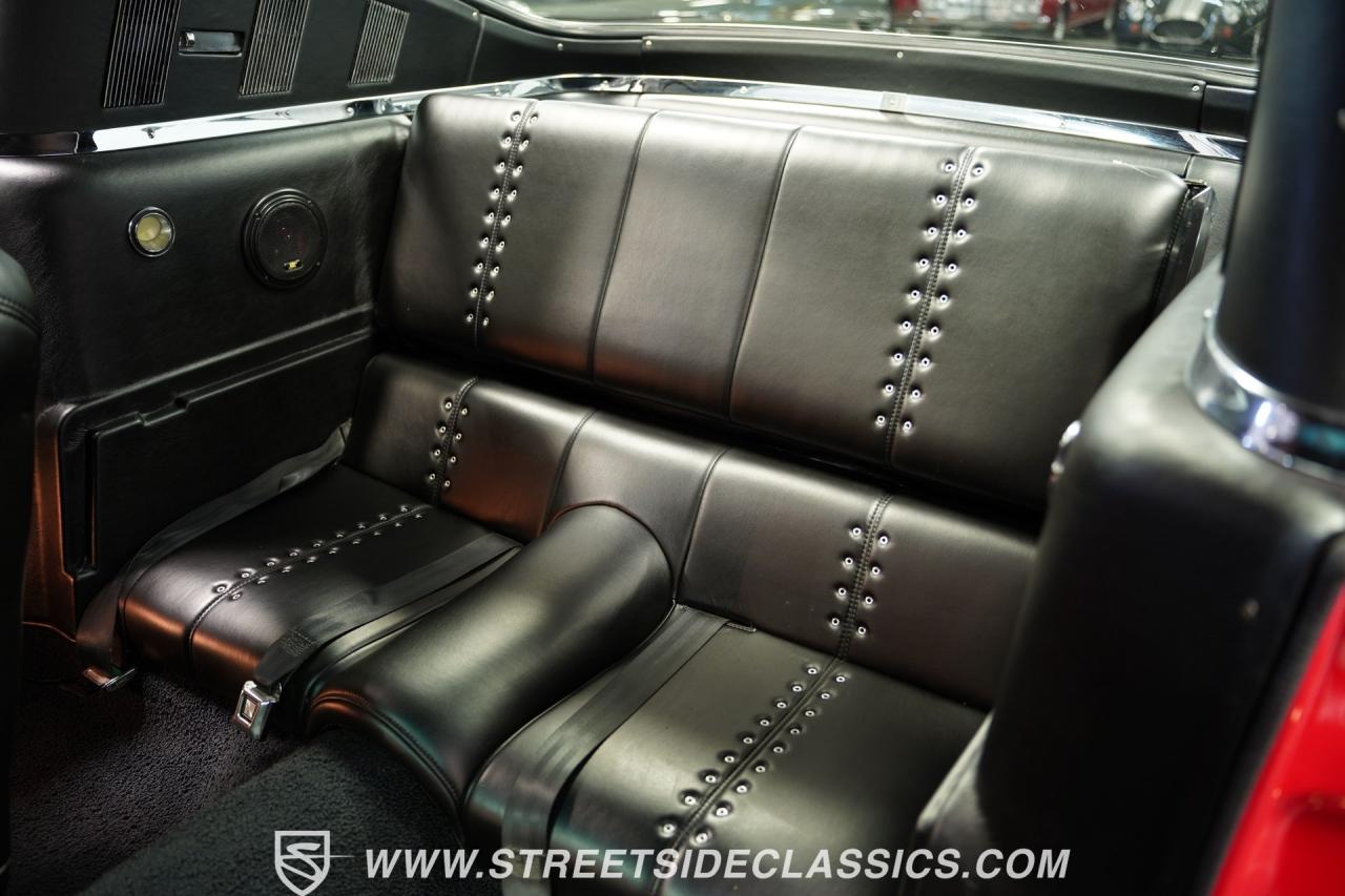 1966 Ford Mustang 2+2 Fastback Restomod