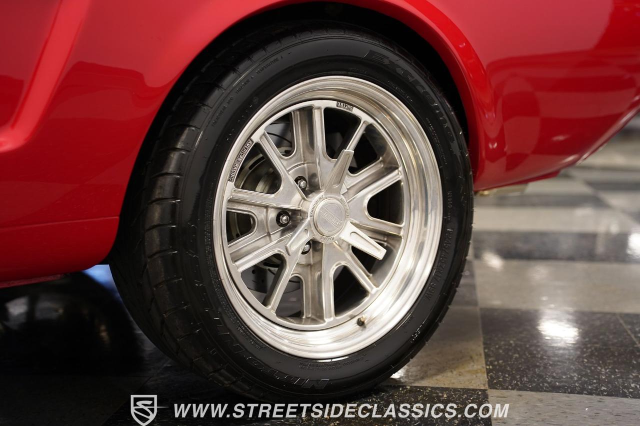 1966 Ford Mustang 2+2 Fastback Restomod