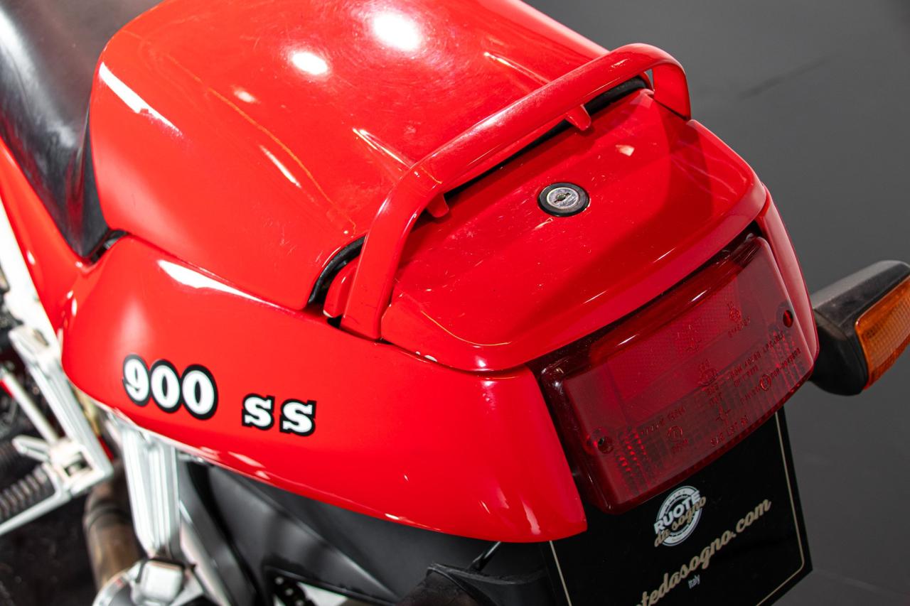 1991 Ducati 900 SS