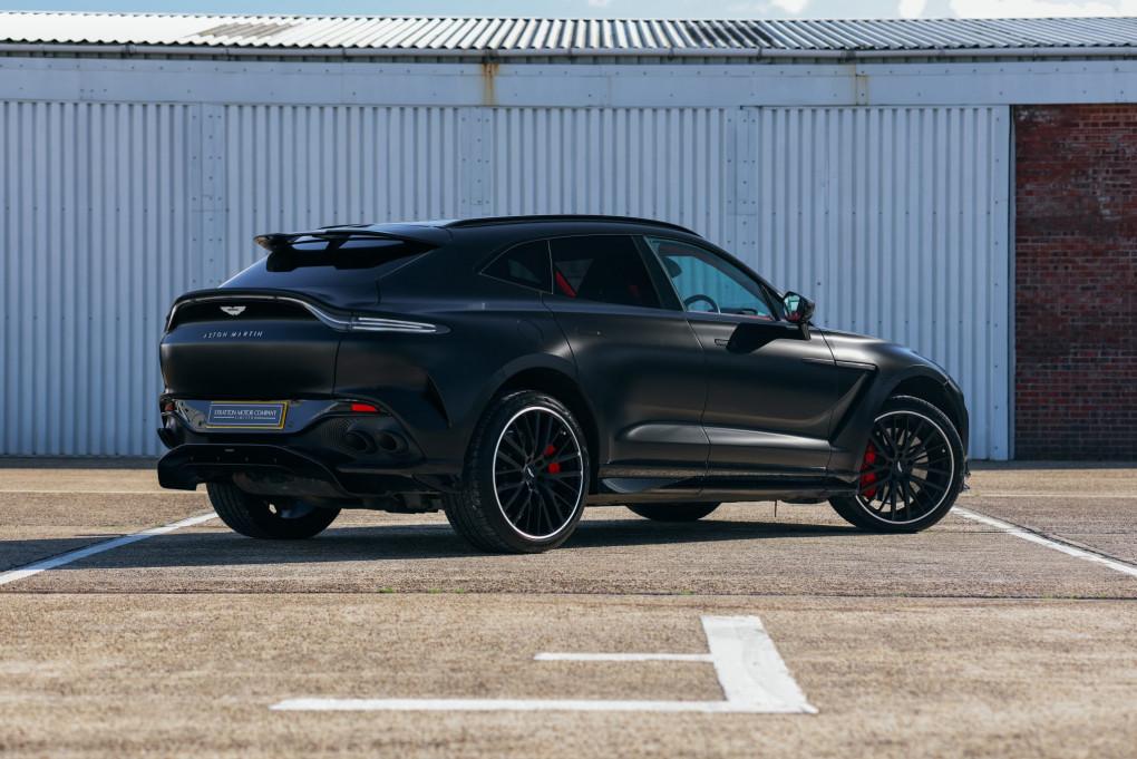 2023 Aston Martin DBX