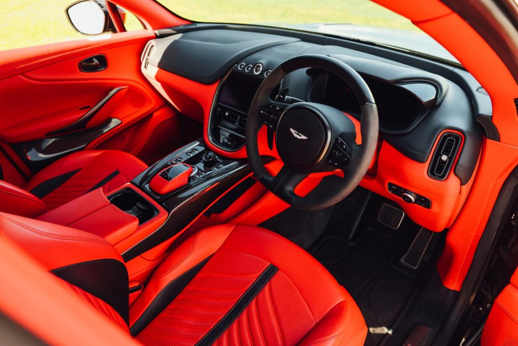 2023 Aston Martin DBX