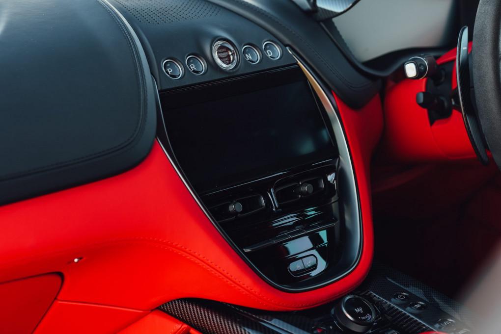 2023 Aston Martin DBX