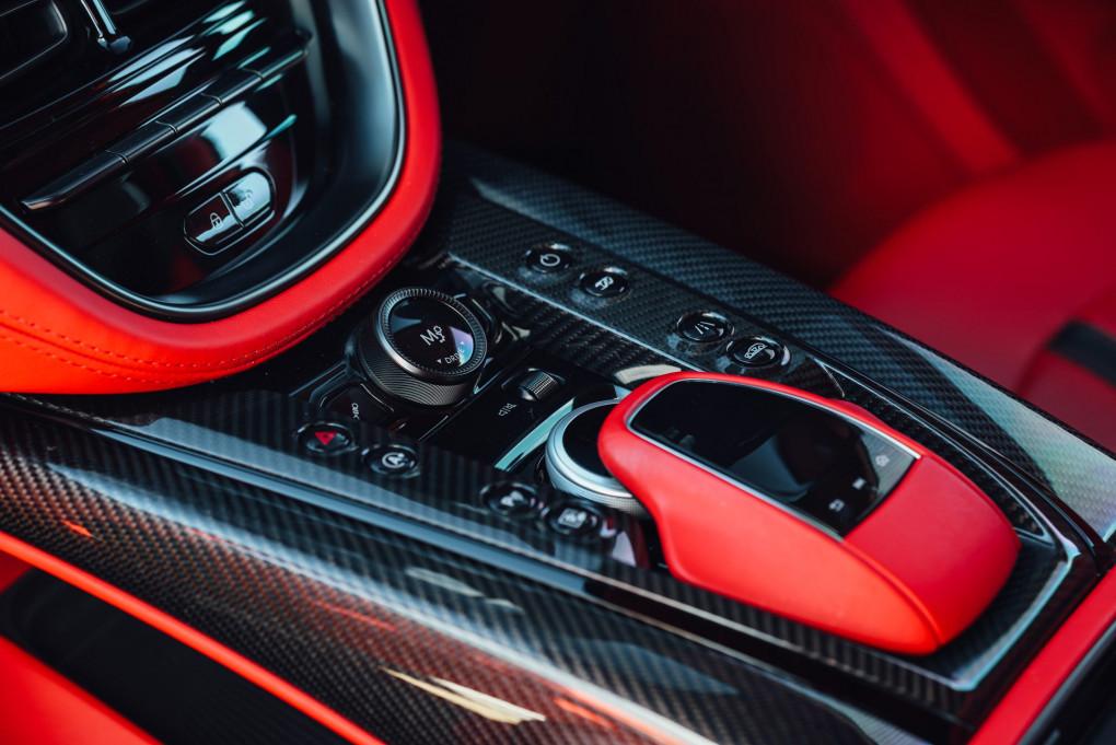 2023 Aston Martin DBX