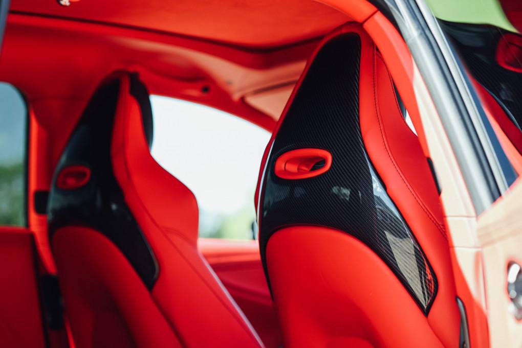 2023 Aston Martin DBX