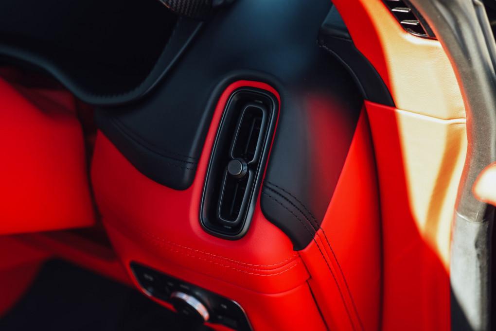 2023 Aston Martin DBX