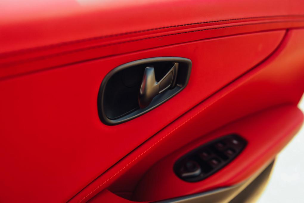 2023 Aston Martin DBX