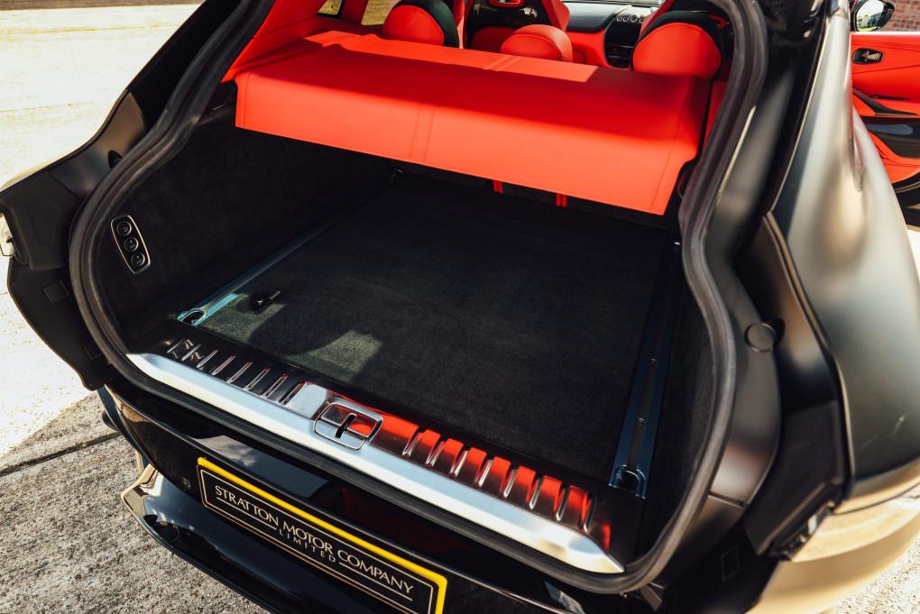 2023 Aston Martin DBX