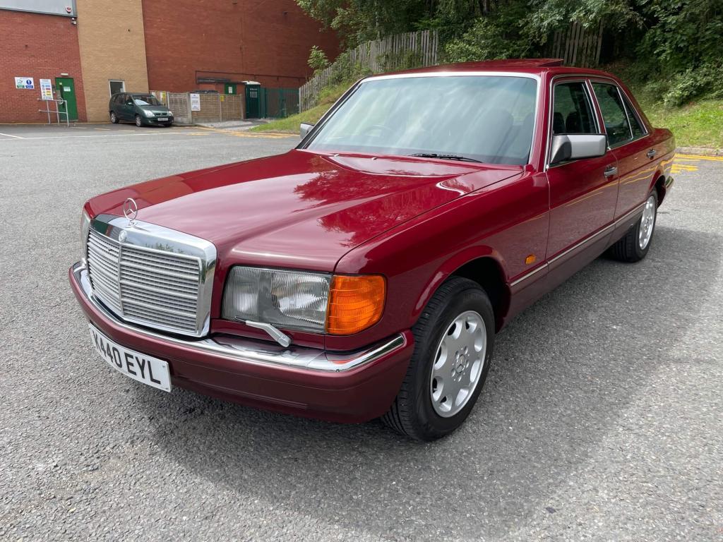 1992 Mercedes - Benz 300SE