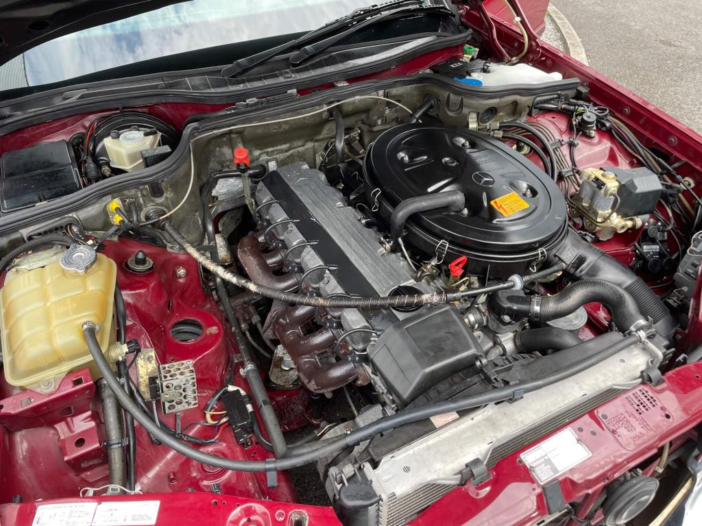 1992 Mercedes - Benz 300SE