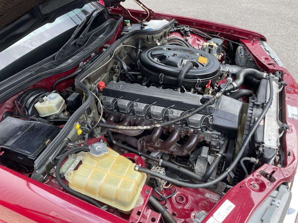 1992 Mercedes - Benz 300SE