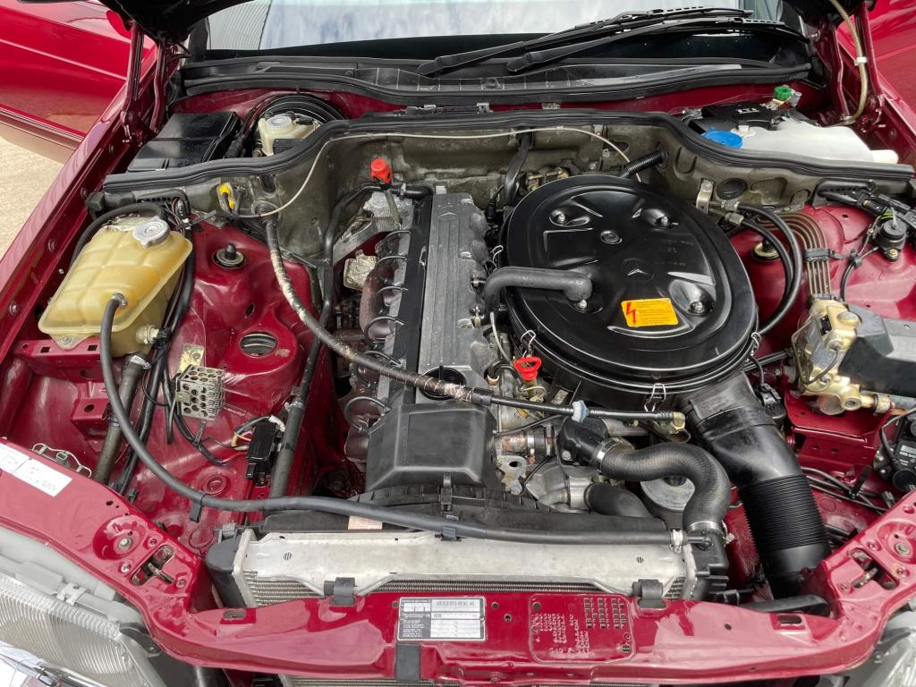 1992 Mercedes - Benz 300SE