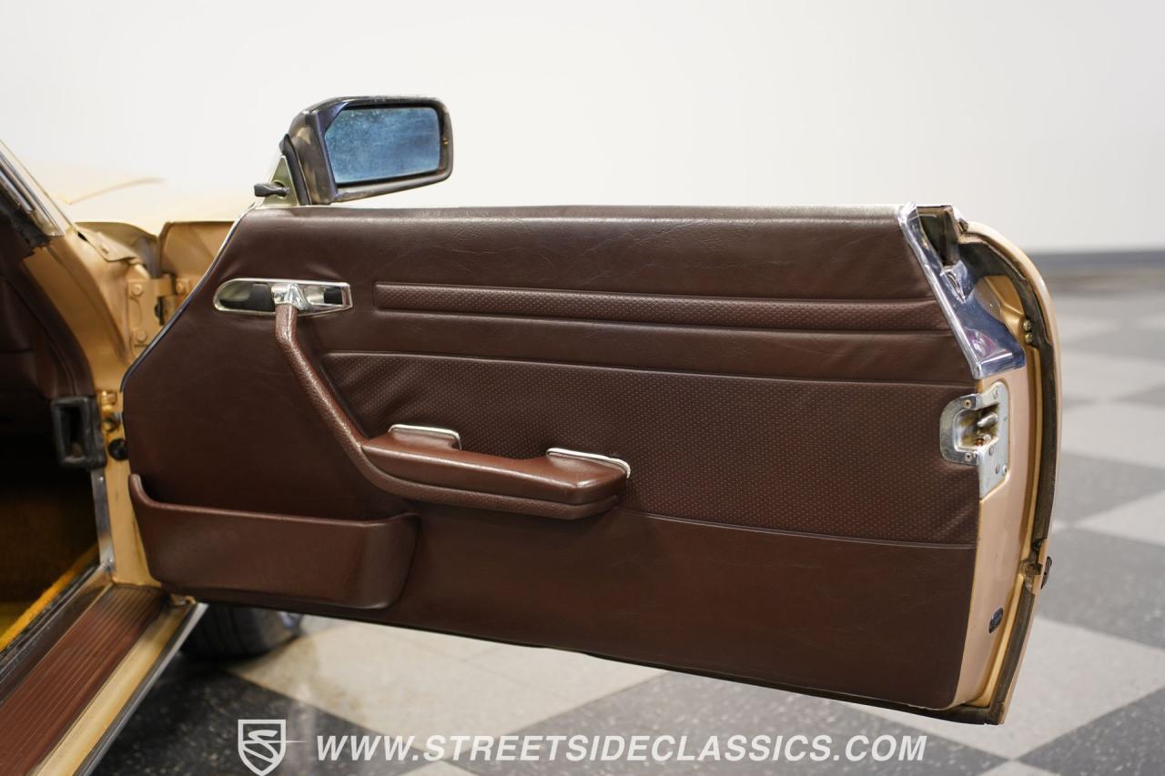 1982 Mercedes - Benz 380SL 107