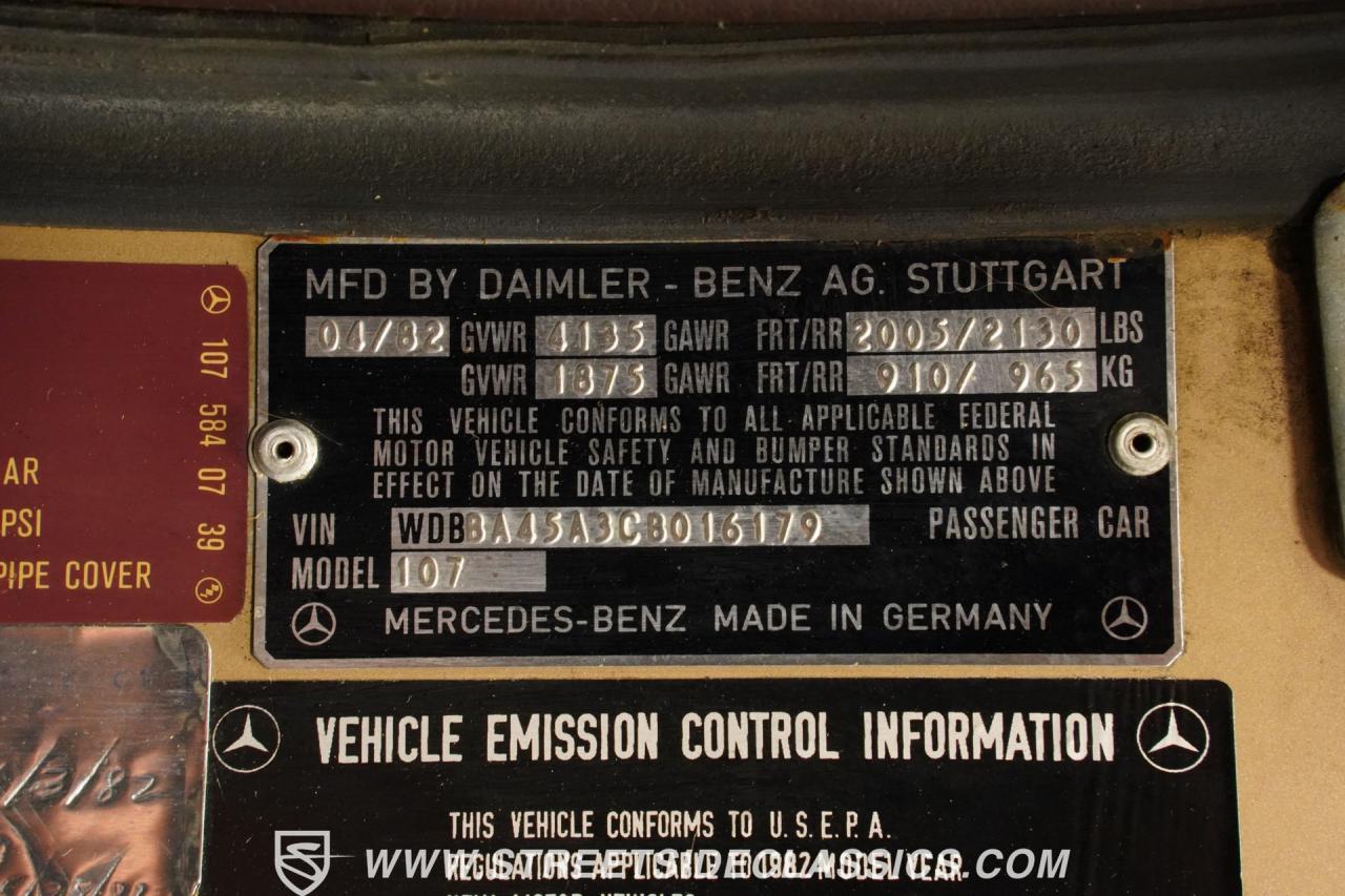 1982 Mercedes - Benz 380SL 107