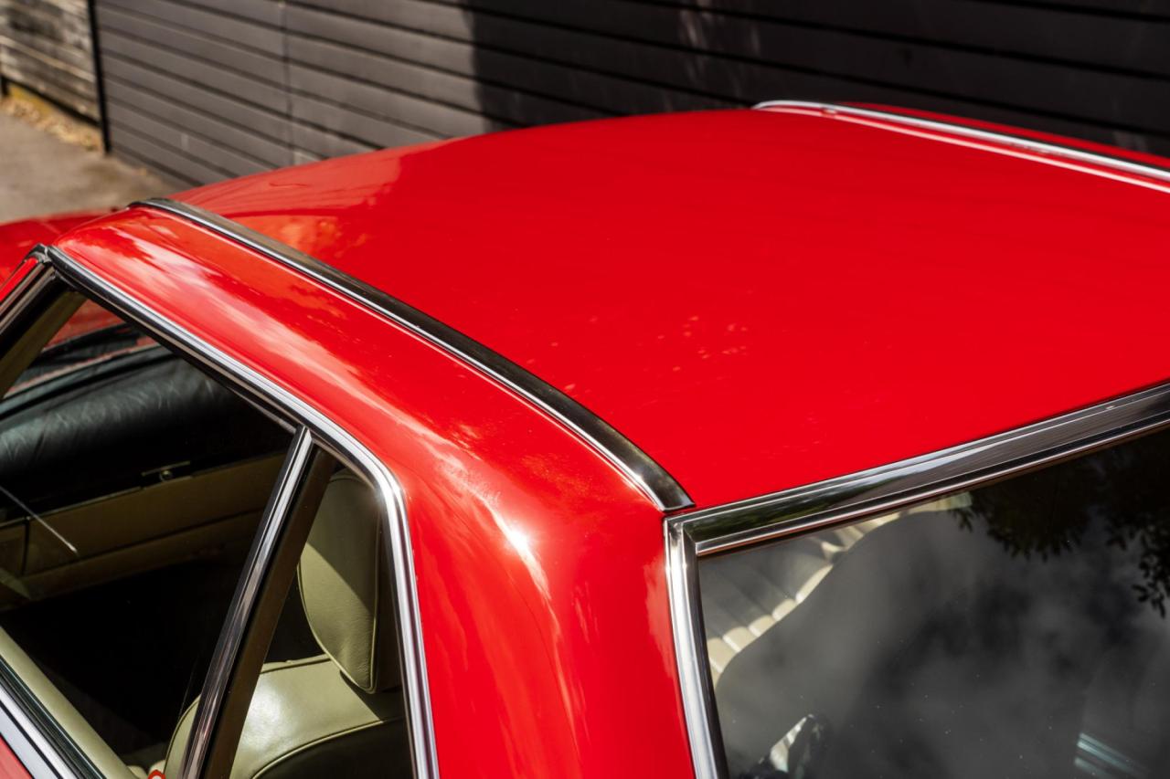 1989 Mercedes - Benz 300SL (R107)