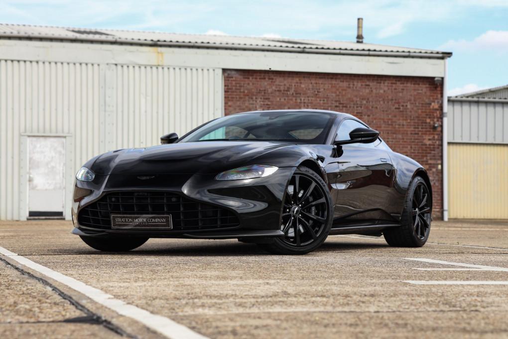 2021 Aston Martin Vantage