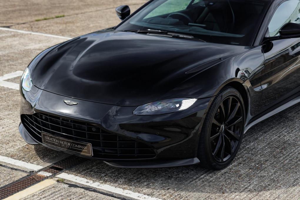 2021 Aston Martin Vantage