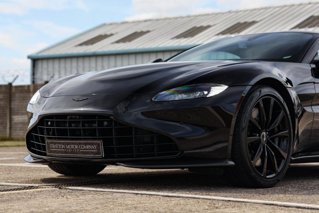 2021 Aston Martin Vantage