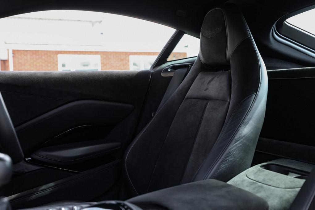 2021 Aston Martin Vantage