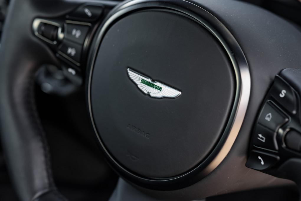 2021 Aston Martin Vantage